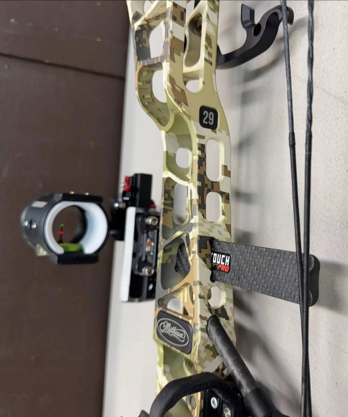 Mathews V3X 29 – Image 2