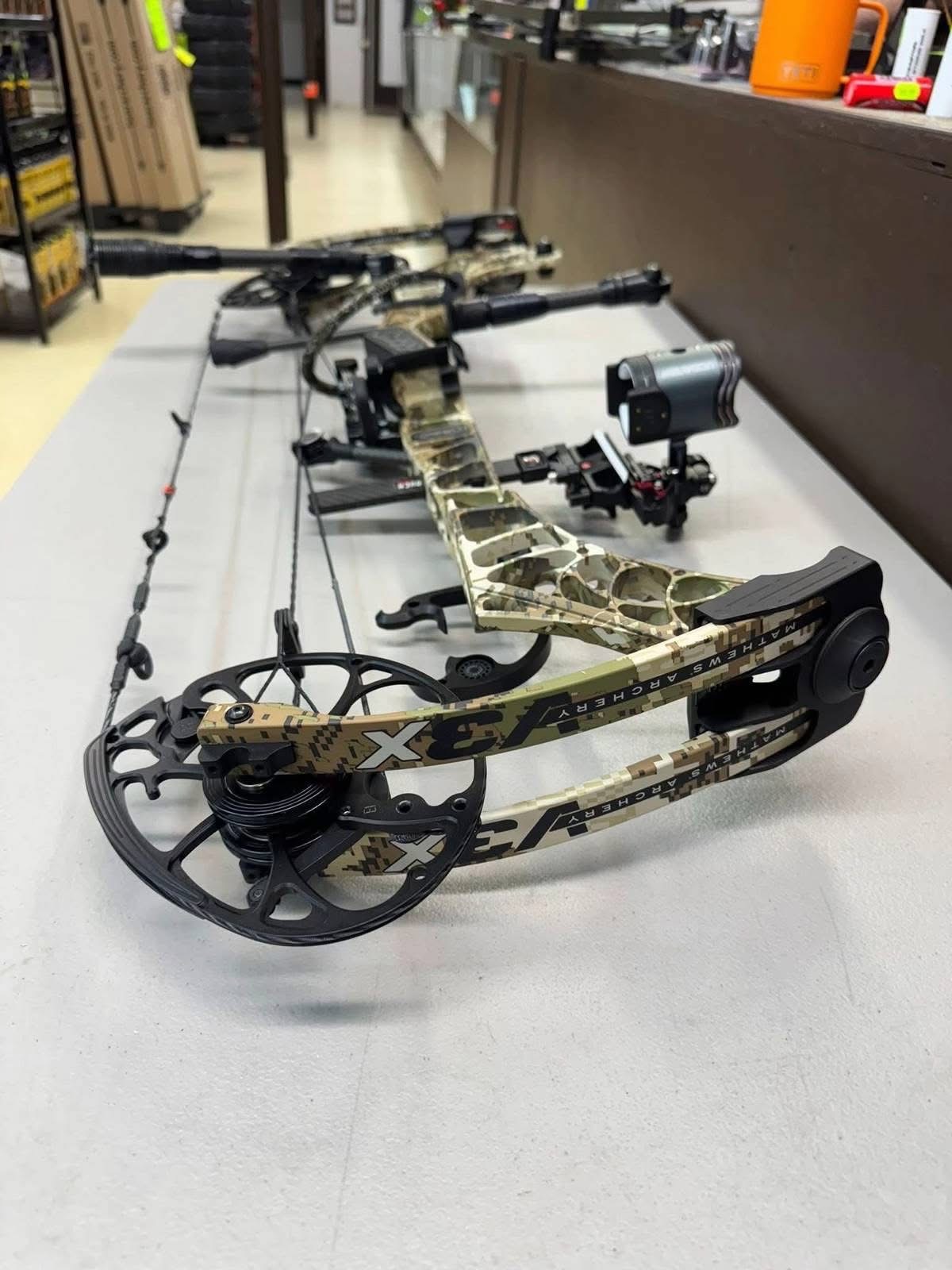 Mathews V3X 29 – Image 3