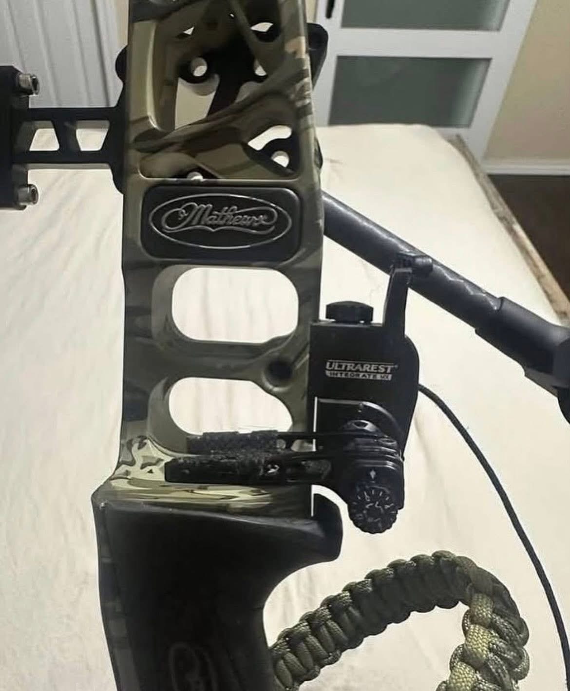 Mathews V3X 33 – Image 4