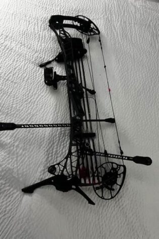 Mathews lift X 33